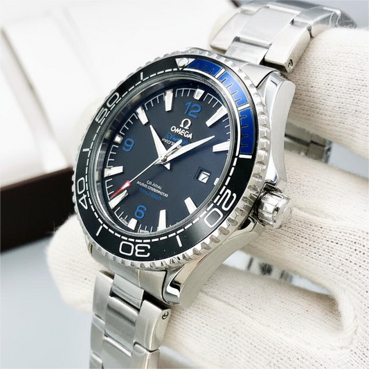 Omega Seamaster Black Blue Dial with Rotating Bezel