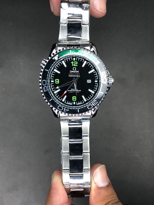 Omega Seamaster Black Green Dial with Rotating Bezel